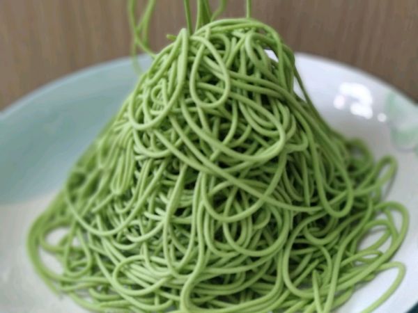 #10分钟早餐大挑战#菠菜鸡蛋面