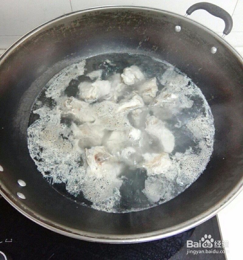 怎样做出一道美味的萝卜排骨汤