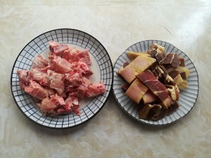 食疗养生菜谱之腌笃鲜的制作方法