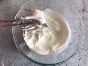 甜香扑鼻草莓蛋糕