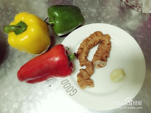 彩椒肥肠怎么做