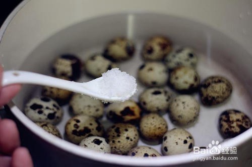 糖醋虎皮鹌鹑蛋怎么做