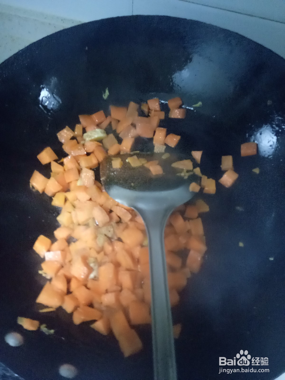 青菜胡萝卜酱油炒饭