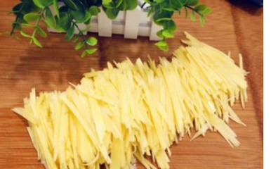 醋溜土豆丝,你真的会溜吗?记住这三点,一定好吃!