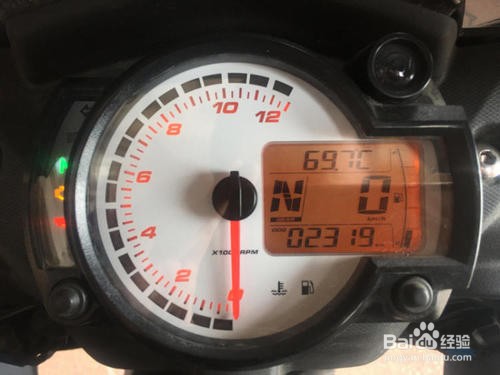 摩托车（仿赛）阿普利亚Gpr150介绍