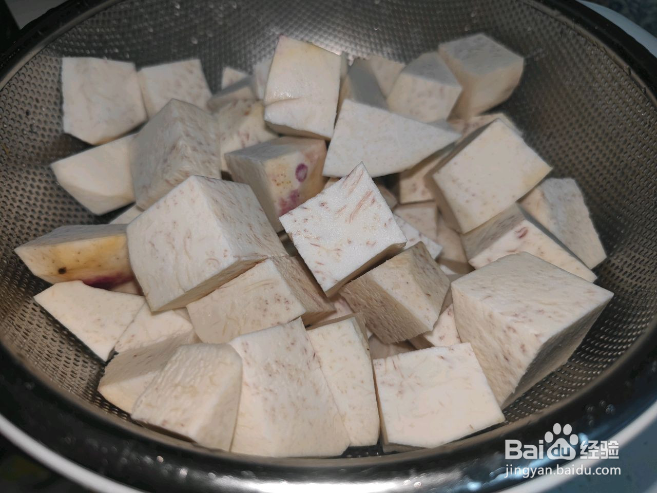 咸香软糯的红烧芋头的做法