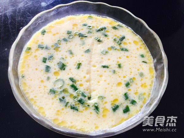 牛奶炖蛋的做法