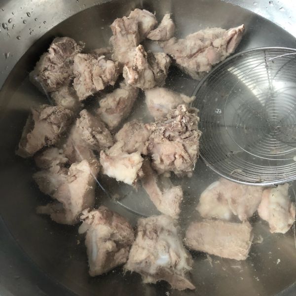 软糯芋儿烧排骨