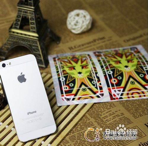 iPhone5个性彩妆制作方法