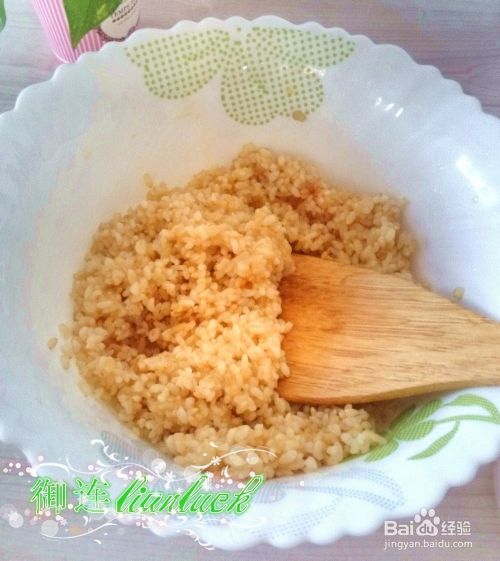 糙米的做法～姜蛋炒糙米饭