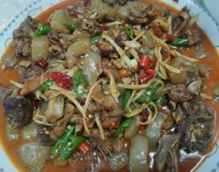 魔芋烧鸭的做法