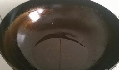 洋葱炒木耳是怎做的