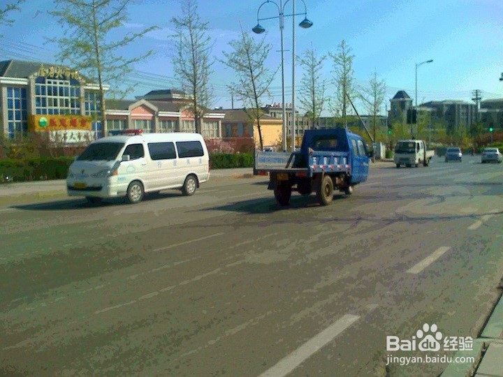 摩托车驾驶员怎样安全行驶