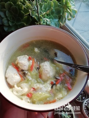 鸡肉丸子汤的做法