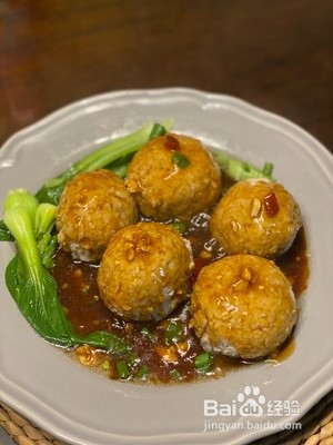 家常狮子头的做法
