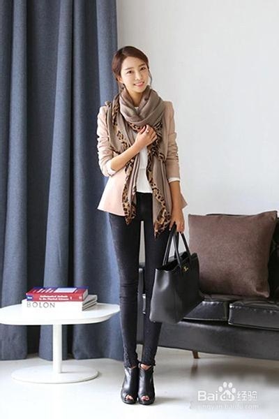 服装搭配障眼法 马上增高