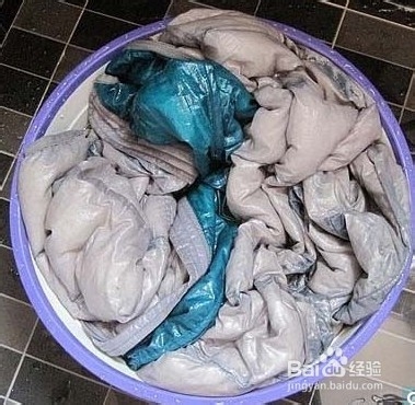 清洗羽绒服的技巧