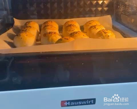 蛋黄酥新手一次成功的做法
