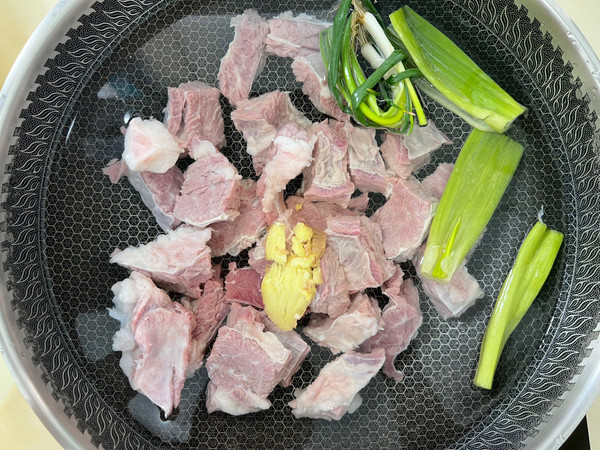 番茄土豆炖牛腩