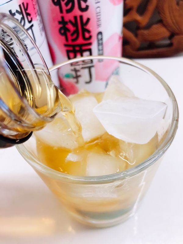 桃桃西打柠檬茶