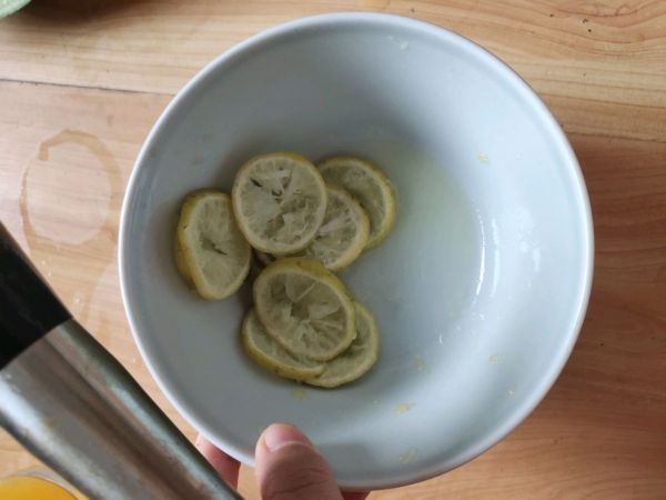 黄西瓜柠檬薄荷饮