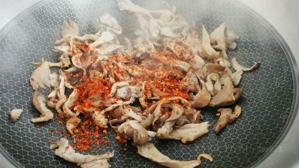 香辣孜然葱葱菇