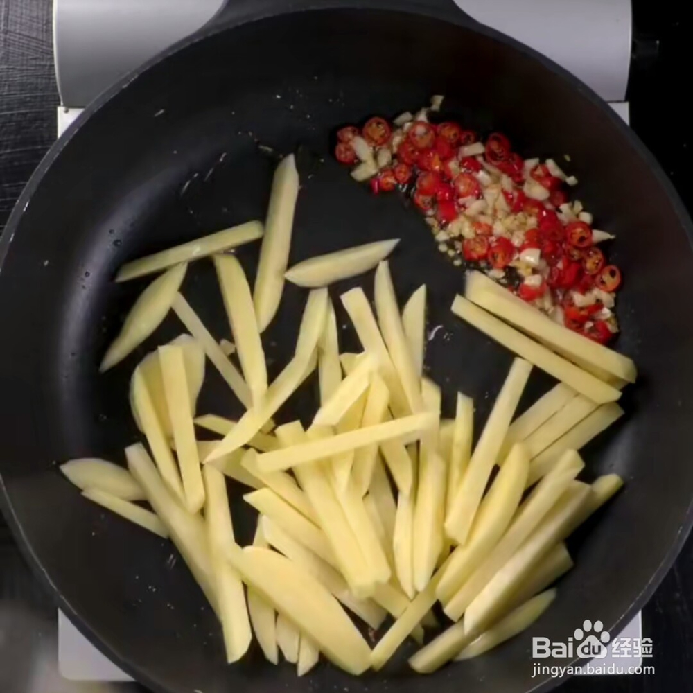 在家做酸辣土豆条做法