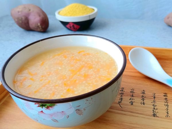 暖胃地瓜小米粥