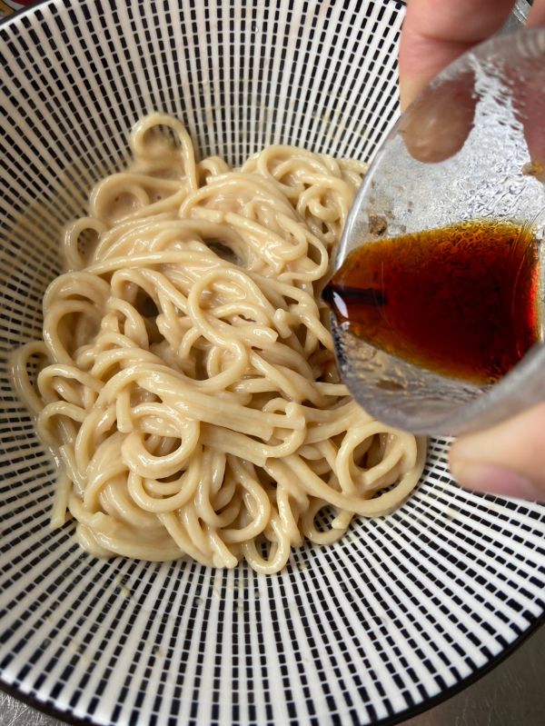 #四季宝蓝小罐#花生酱拌面