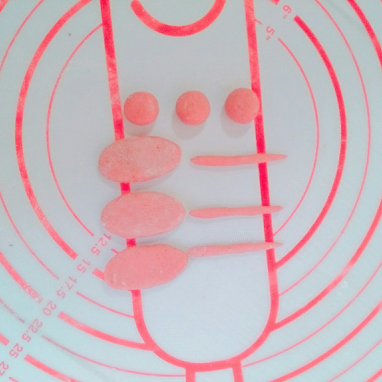 萌萌的卷翘尾巴的小猪馒头，女生必备技能