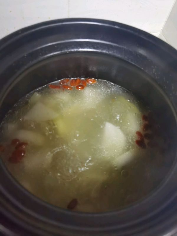 萝卜排骨暖身汤