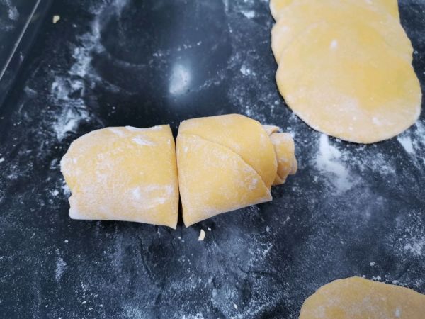 七彩玫瑰花馒头