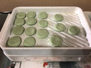 无糖艾草糍粑的做法