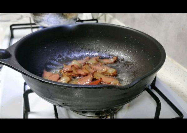 青蒜香干炒腊肉