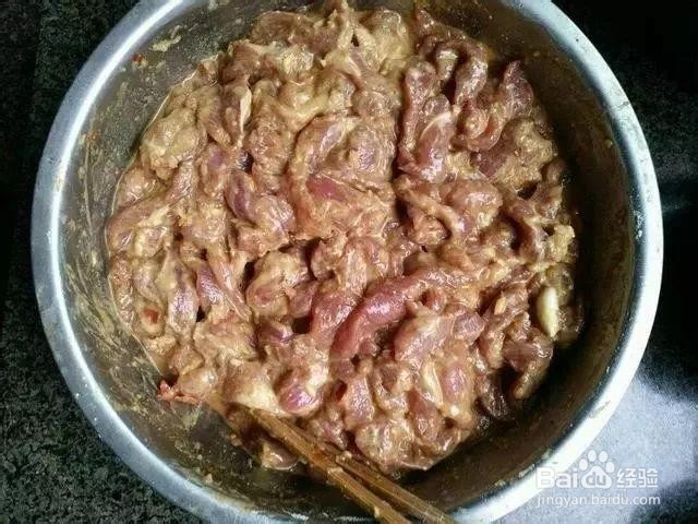 鸡蛋肉条的制作