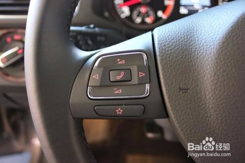 开车使用手机注意事项