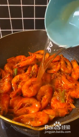 如何制作油焖大虾