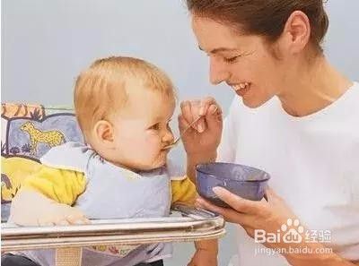 宝宝什么时候添加辅食和注意事项