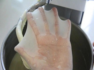 玫瑰酱手撕甜吐司怎么做？