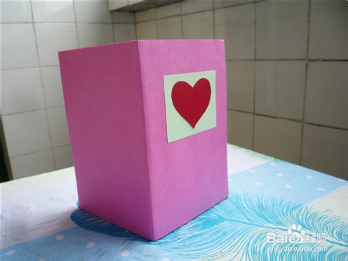 如何手工制作立体红唇贺卡?