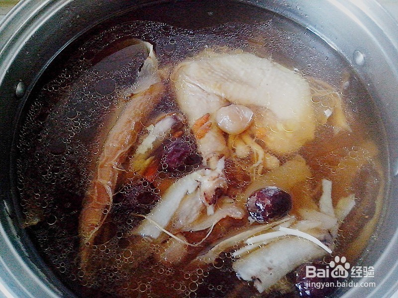 东北人参鸡汤的做法