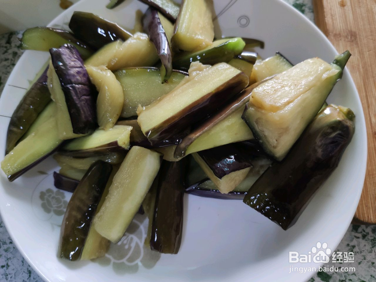 素版的鱼香茄子的做法