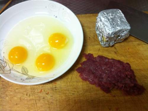 肉沫芝士锔蒸蛋