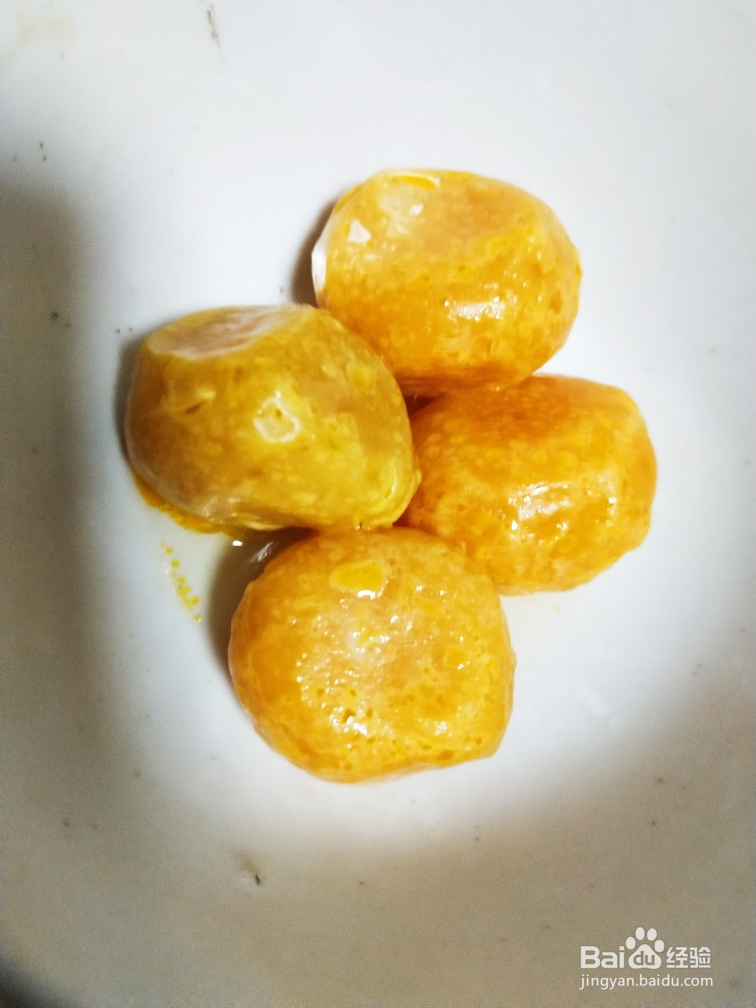 厨爸教你做蛋黄豆腐羹