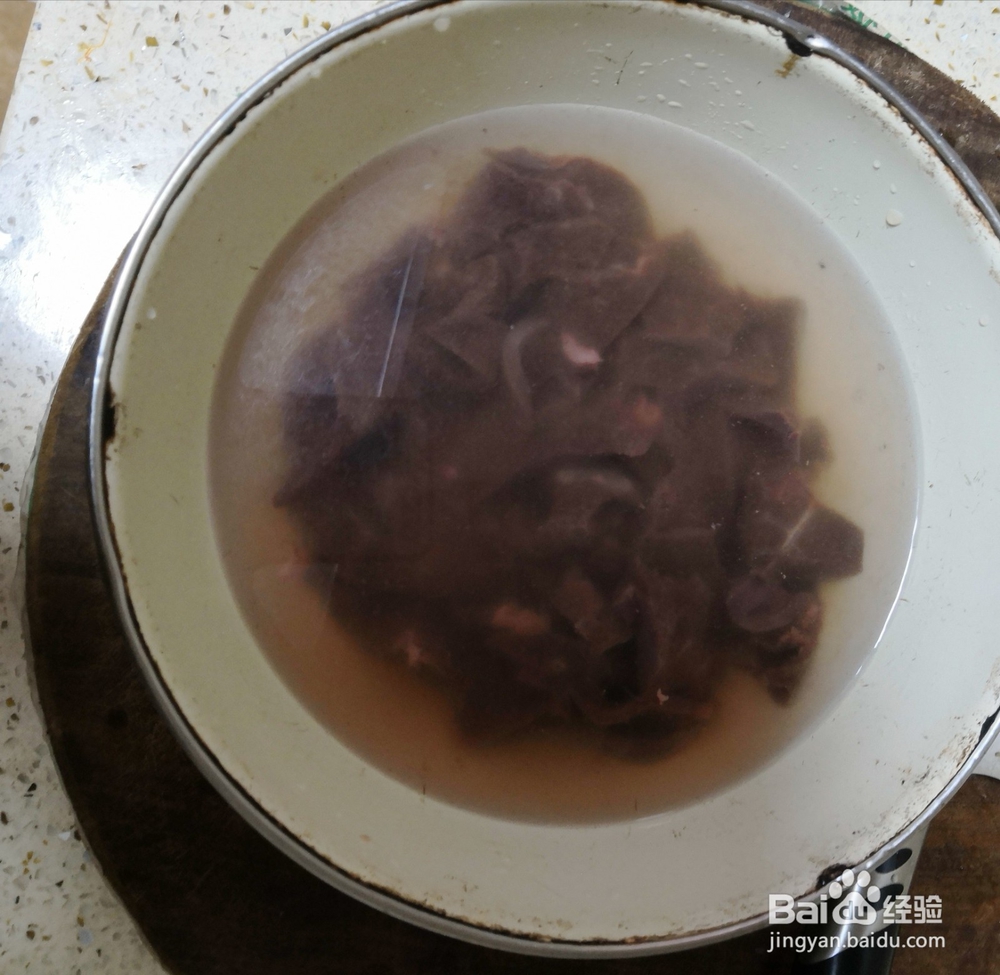 酸辣溜鲜猪肝(辣才好吃)