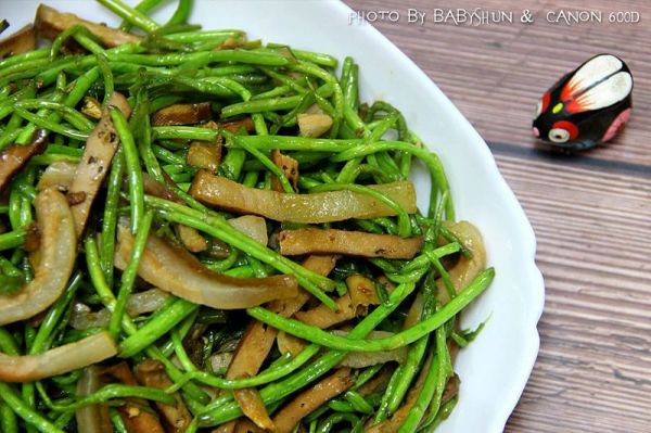 顺小煮-香干芦蒿炒咸肉