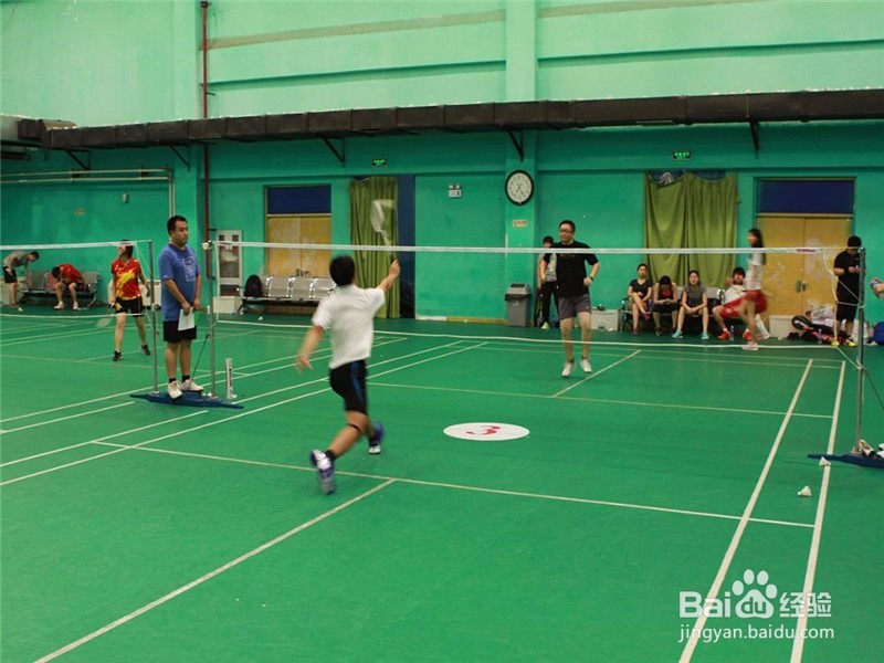 羽毛球比赛里面得分的技巧