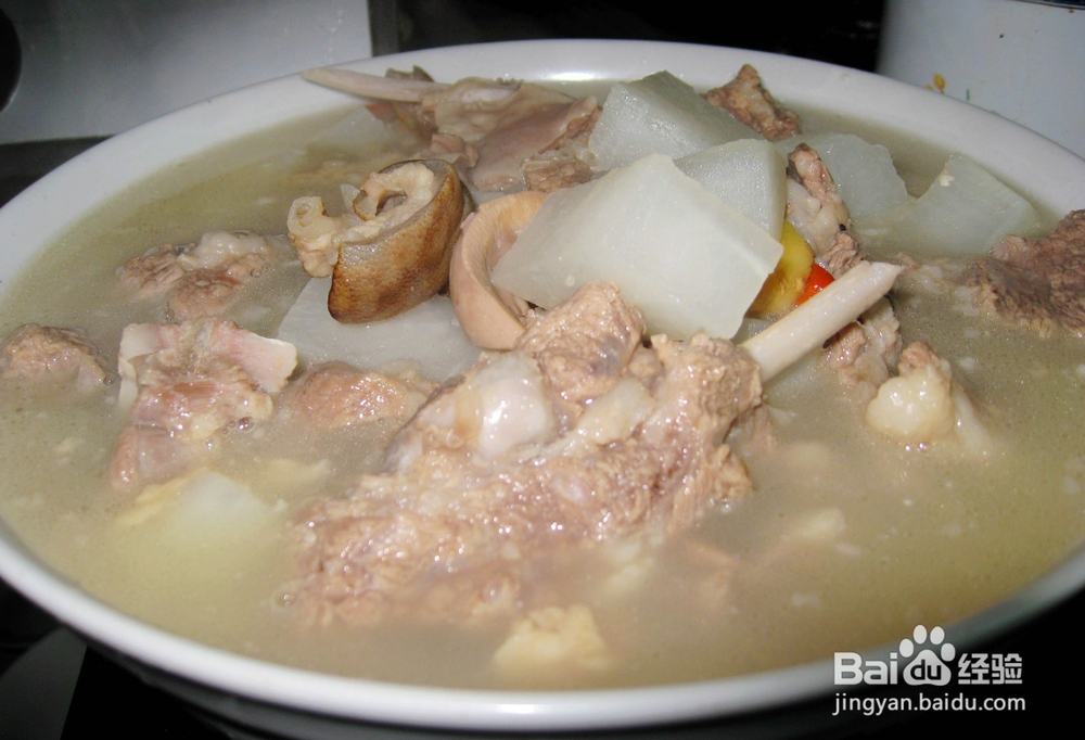 羊肉汤的热量高吗 你知道冬天喝羊汤会长胖吗