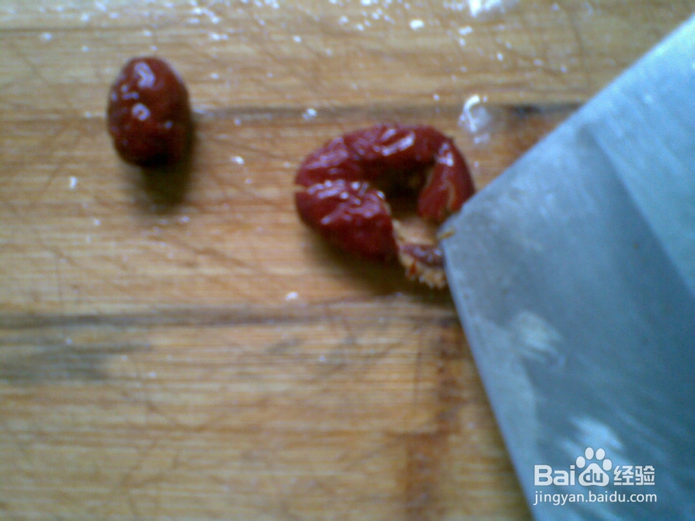 莲藕猪手汤烹制方法