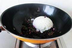 苋菜炒饭的做法